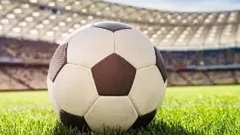 福原爱分享24年时光母女同框照，相似度越来越高